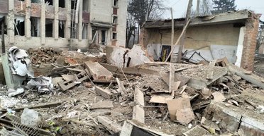 "Утюжат": волонтер показал, как выглядит пограничная Великая Писаревка на Сумщине (видео)