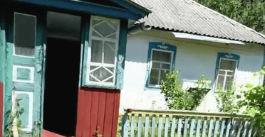 "Нам невероятно повезло": молодая семья купила дом в селе за $5 тысяч (фото)