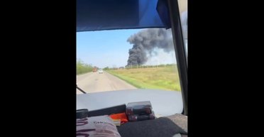 "Совпало, что из тех краев только что вернулись наши": в РФ вспыхнул склад с деталями для БПЛА