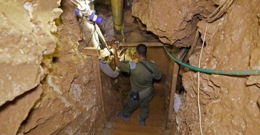 Пронизывают весь Южный Ливан: рыть туннели "Хезболле" помогали инженеры из КНДР, — Fox News