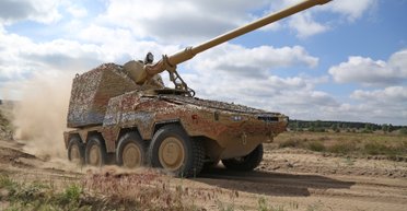 Постачання в Україну перших САУ RCH 155 відкладається: у чому причина затримок (фото)