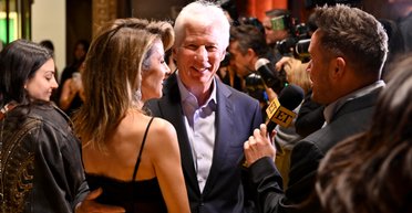 Річард Гір з дружиною здійснили рідкісний вихід у світ (фото)