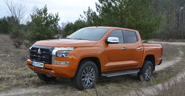 На уровень выше: тест-драйв нового Mitsubishi L200