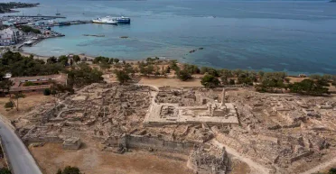 Скарби древньої цивілізації: на грецькому острові виявили золоті прикраси бронзової доби (фото)