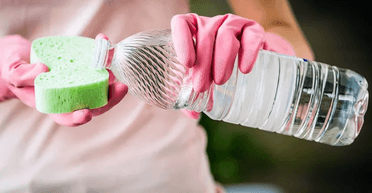 Що не можна протирати оцтом: від одягу до меблів