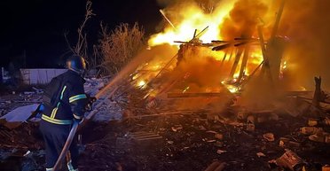 ВС РФ массированно атаковали Украину: есть погибшие и разрушения, задержатся поезда (фото)