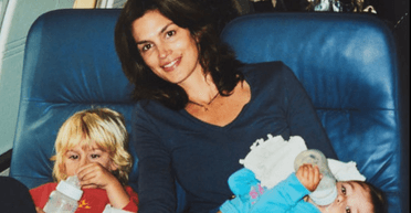 Супермодель Сінді Кроуфорд розкрила секрет виховання дітей