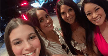 Меган Маркл зробила селфі з фанатами (фото)