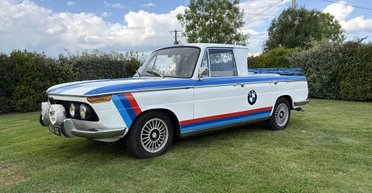 На аукцион выставили уникальный и малоизвестный пикап BMW 60-х (фото)