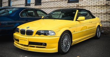 В Киеве появился очень редкий спорткар BMW 2000-х (фото)