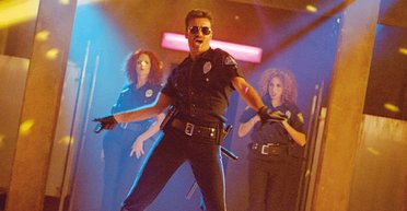 Элемент поп-культуры: в США снесли знаменитый туалет Джорджа Майкла