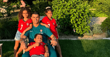 Кріштіану Роналду показав підрослих дітей (фото)