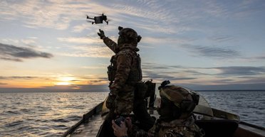 Сначала были на мотоциклах, а дальше пересели на бочки: ВСУ разгромили россиян на Херсонщине