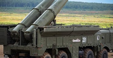 Построены новые цеха и увеличен штат: РФ смогла нарастить производство ракет "Искандер" благодаря Китаю