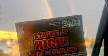 "Плюсик у карму": американка виграла в лотерею після доброго вчинку (фото)