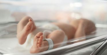 "Безплідна" жінка з надлишковою вагою дізналася про вагітність за 4 години до пологів (фото)