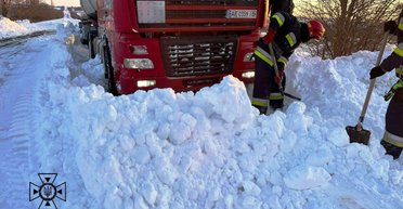 Непогода в Украине: количество жертв возросло, среди пострадавших есть дети, — МВД (фото)