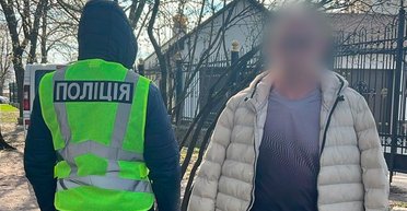 Совершил два выстрела: в Харькове задержали подозреваемого в нападении на военного ТЦК