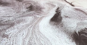 Орбітальні апарати NASA і ЄКА показали, який вигляд має зимовий пейзаж на Марсі (фото)