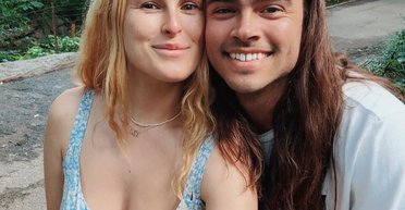 Дочка Брюса Вілліса показала своїх чоловіка і дочку (фото)