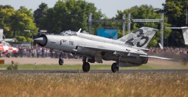 Перетворення на ракету: експерти запропонували оригінальне рішення зі старими МіГ-21 (фото)