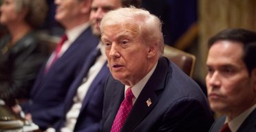 Опасаются из-за нефтяных танкеров: соперники Ирана призывают Трампа не бить по стране, — WSJ