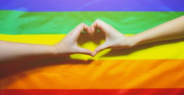 [Не]брачные узы. Почему ЛГБТИ-сообщество ополчилось против партнерских договоров