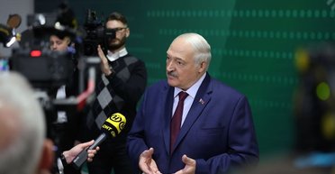 "Нема чого туди їхати": Лукашенко попередив Путіна про загрозу замаху (відео)
