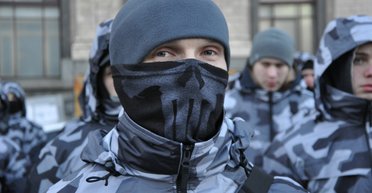 Корпус хаоса. К чему могут привести политические игры с радикалами из "Национального корпуса"