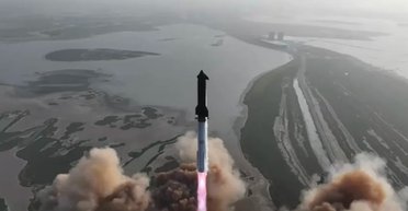 Starship Ілона Маска: найбільша ракета у світі вибухнула під час польоту в космос (відео)