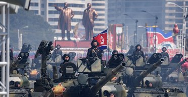 Північна Корея готується показати військову міць на параді в жовтні, — ЗМІ