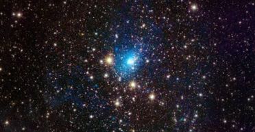 Пошуки темної матерії: астрономи виявили секретний газ у величезному скупченні галактик (фото)