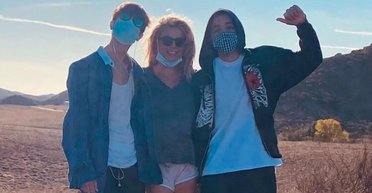 У 17-річного сина Брітні Спірс з'явилася дівчина (фото)