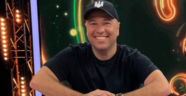 Звезда сериала "Однажды под Полтавой" высказался о Владе Яме и других артистах, которые живут за границей