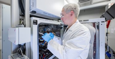 Батарея будущего: создан прорывной аккумулятор с плотностью энергии 600 Вт-ч/кг (фото)