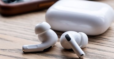 У наушников Apple AirPods появится функция перевода в реальном времени
