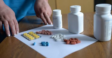 Цена жизни. Лекарства против ВИЧ и гепатита С становятся доступными для украинцев