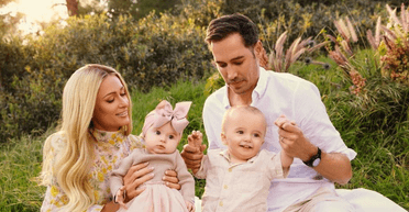 Періс Гілтон привезла маленьку доньку в особливе місто (відео)