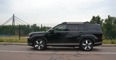 Оригинальный и практичный: тест-драйв нового Hyundai Santa Fe