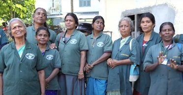 Разом збирали на білет: в Індії 11 прибиральниць виграли 1,2 млн доларів у лотерею (відео)