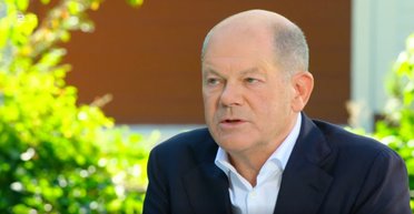 "Мы должны обсудить": Шольц предлагает пригласить РФ на второй мирный саммит