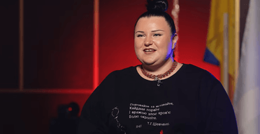 "Чтобы ребенок был в браке": рэперша Alyona Alyona заговорила о женитьбе (фото)