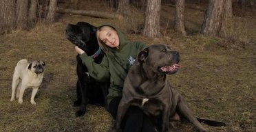 У блогера Елены Мандзюк умерла собака: ее могли отравить (фото)