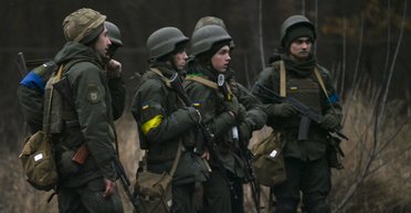 Резервисты, участники АТО и после "военки" в ВУЗах: кого из мужчин до 27 лет отправят на войну