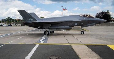 Червона кнопка F-35: США заспокоїли партнерів і спростували наявність "вимикача" у винищувачах