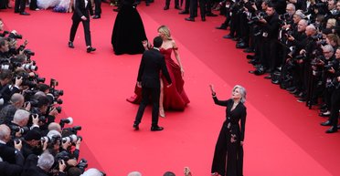 Відкриття Каннського кінофестивалю 2024: найкращі вбрання церемонії (фото)