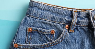 Як часто потрібно прати джинси: є кілька цікавих теорій