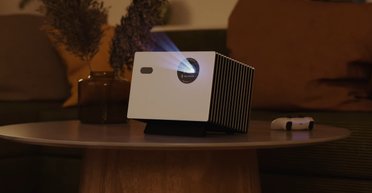 Нове слово у світі техніки: у продаж вийшов 4K-проєктор із технологією потрійного лазера