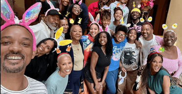 Вілл Сміт поділився кумедним селфі з родиною (фото)