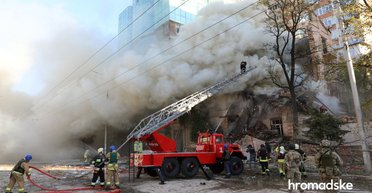 Россия бьет ракетами уже и по Западу: зачем Путин атаковал европейские офисы в Киеве